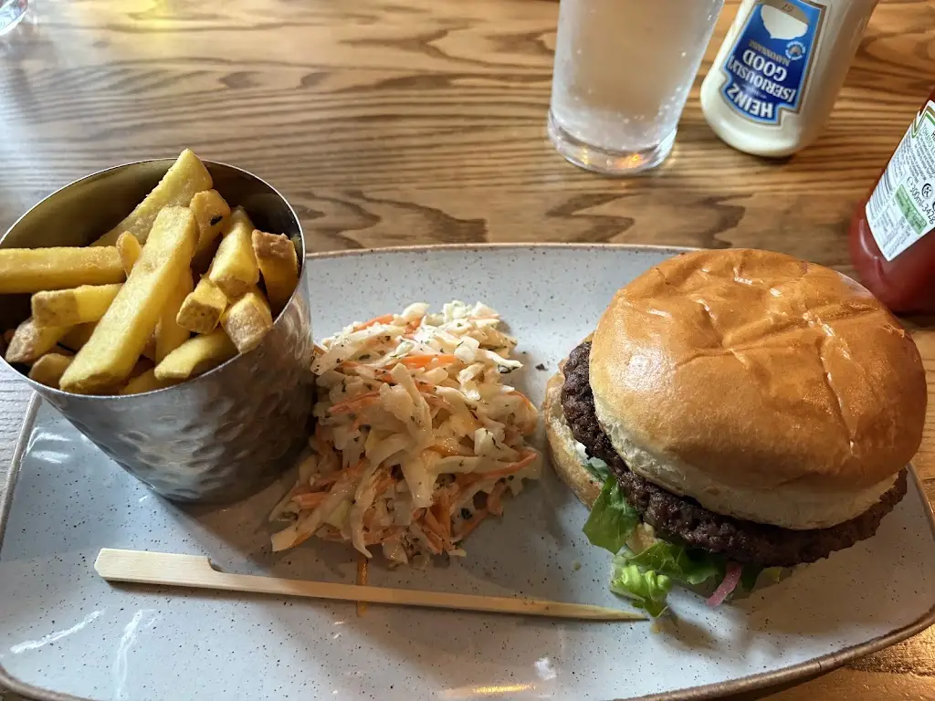 Jonathan_Red Lion_Hatfield_review