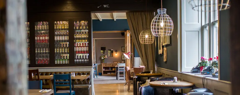 Red Lion restaurant in Hatfield