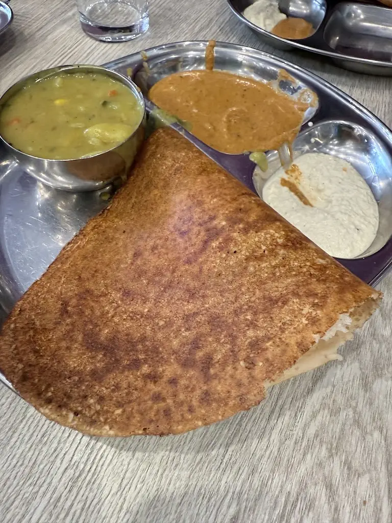 Arassen Pillay Samoo_Hyderabad Flavours_Hatfield_review