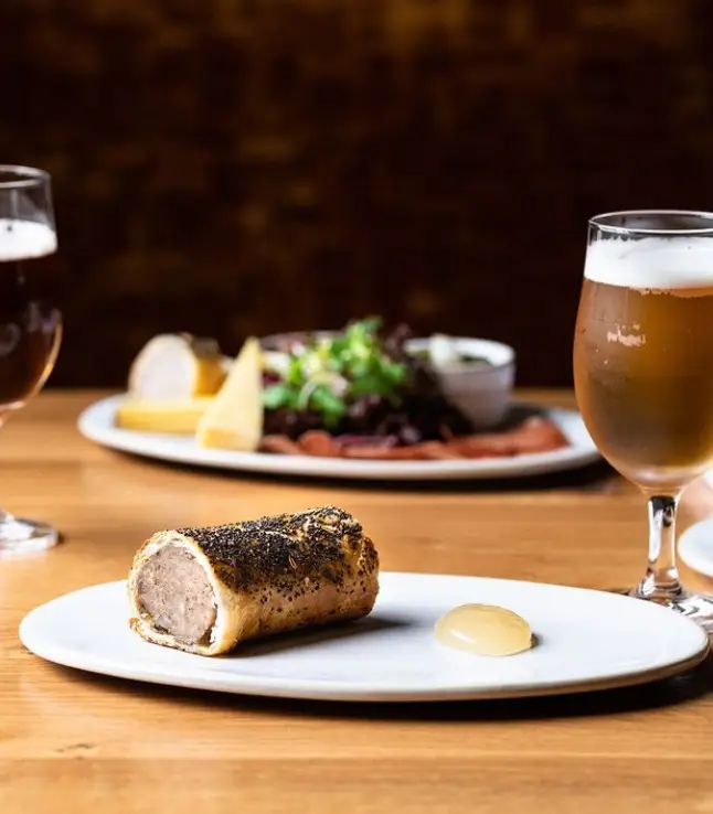 Rose and Crown_Hatfield_slider_image_2