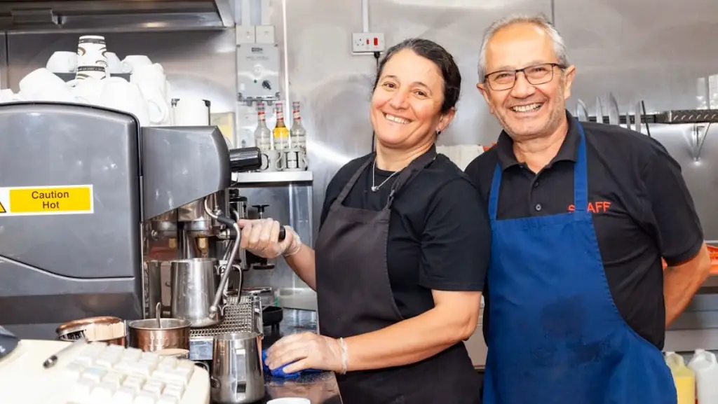 Erol's Cafe_Hatfield_slider_image_3