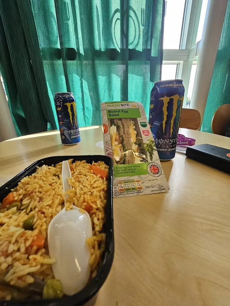 chinnu chowdary_de Havilland Restaurant_Hatfield_review