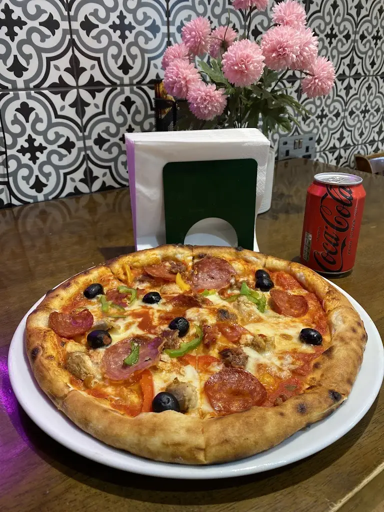 Santo Official_My Authentic Pizza_Hatfield_review