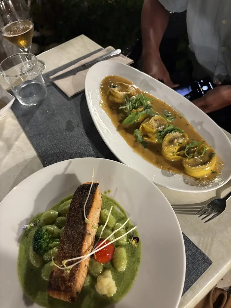 La Campana _Haywards Heath_slider_image_3