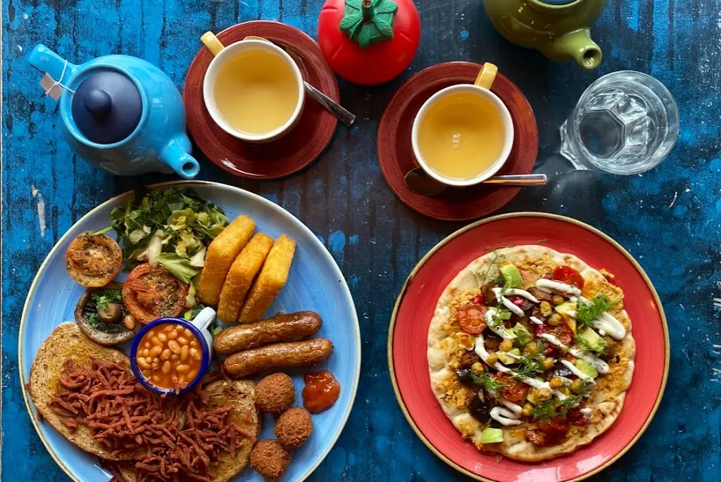 Francisco Lounge_Haywards Heath_slider_image_3