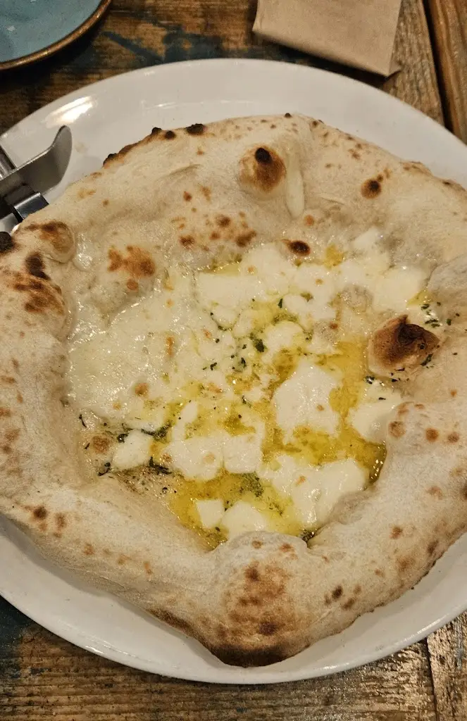 Menu_The Safari Pizza co, pizzeria and wine bar_Haywards Heath_image_6