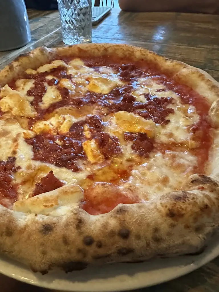 Harry Baker_The Safari Pizza co, pizzeria and wine bar_Haywards Heath_review