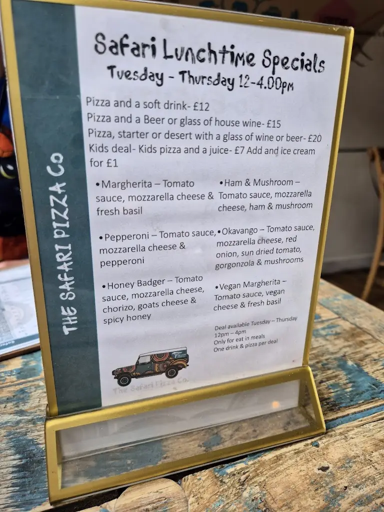 David Holmes_The Safari Pizza co, pizzeria and wine bar_Haywards Heath_review