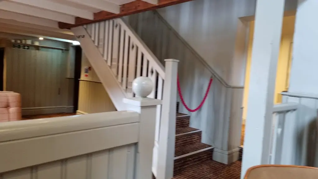 The Fox And Hounds_Haywards Heath_slider_image_2