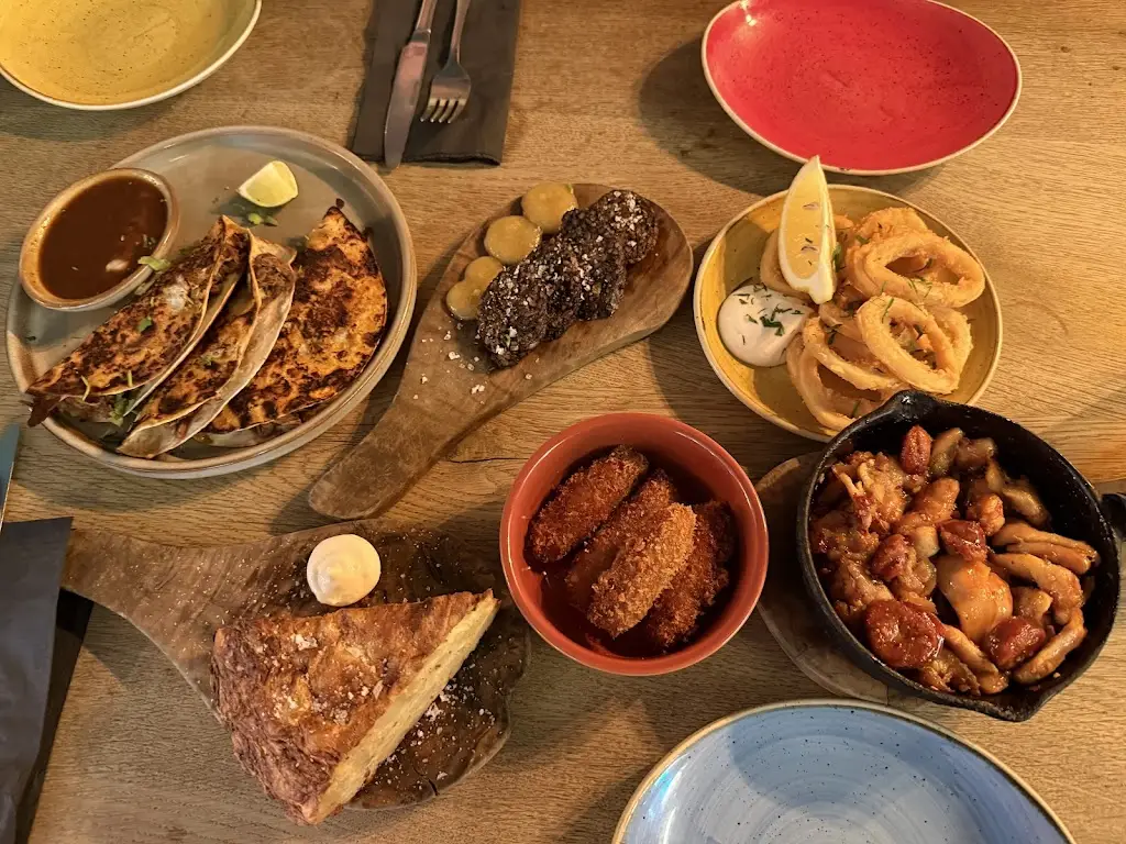 James Chilton_113 mcr_Heaton Chapel_review