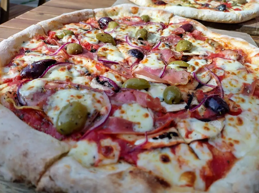 Menü_The Proper Pizza Co._Aylsham_Bild_3