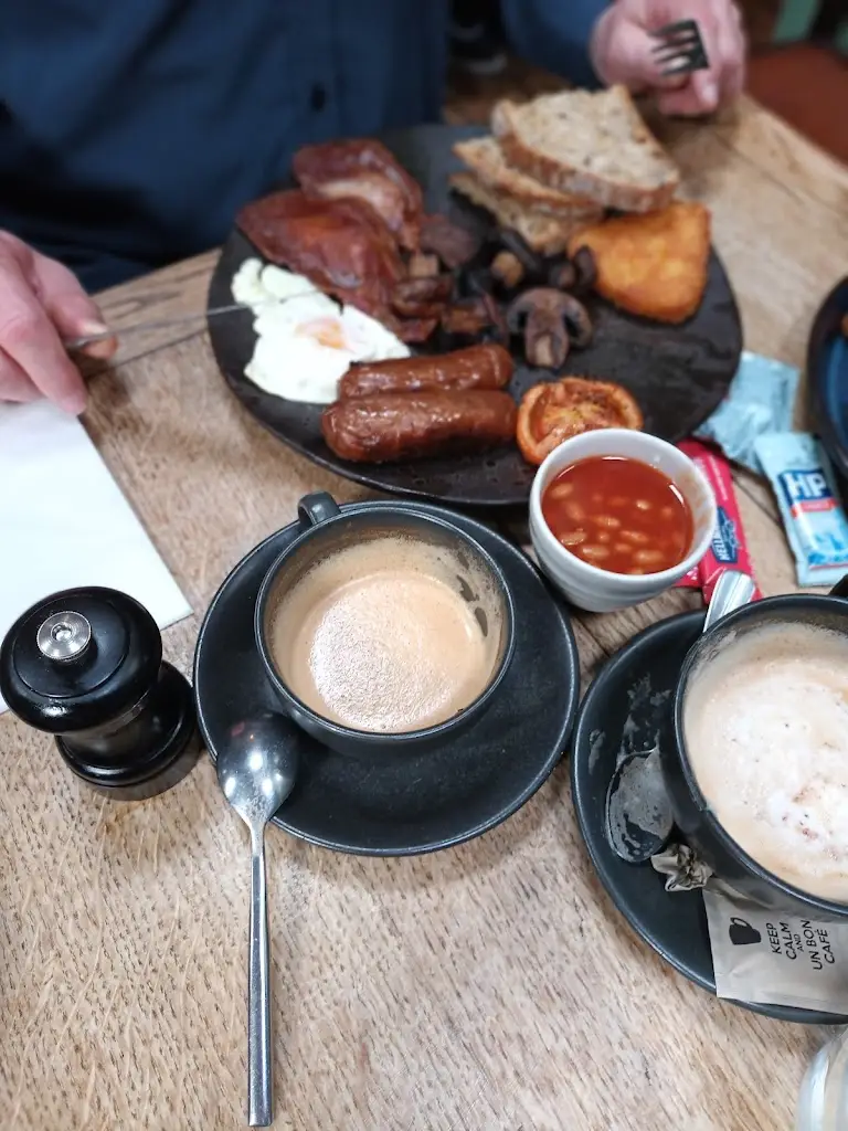 Menu_Pokusevski_Heaton Chapel_imagen_7