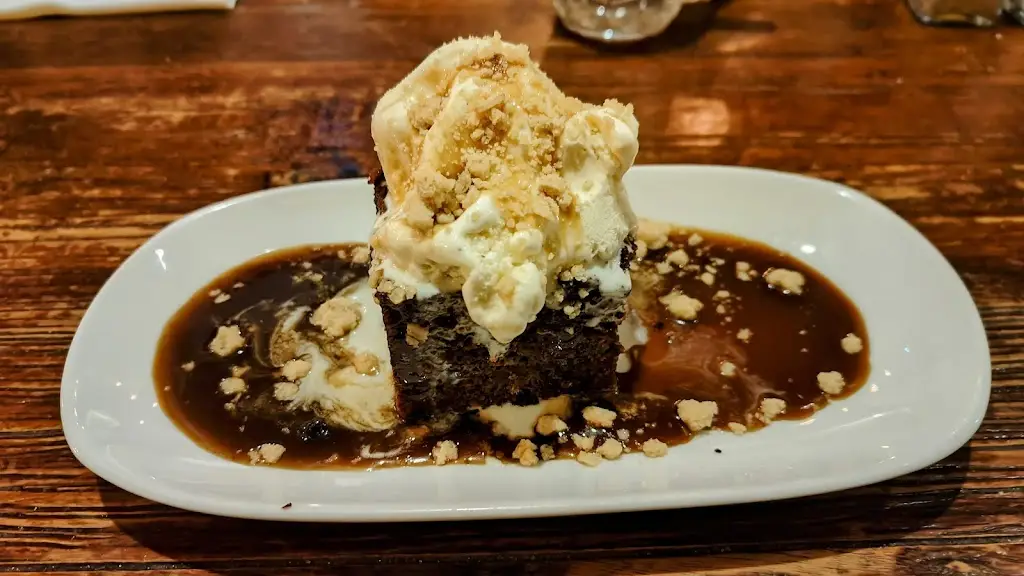 Jason Jenkins_The Plough On The Moor_Heaton Chapel_review