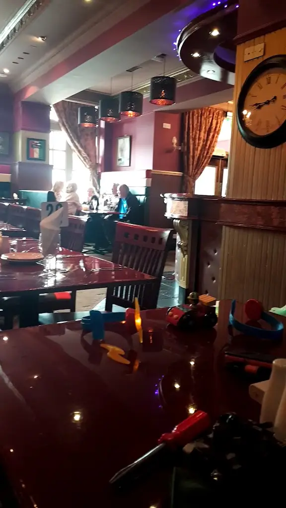 Mambo II_Hebburn_slider_image_2