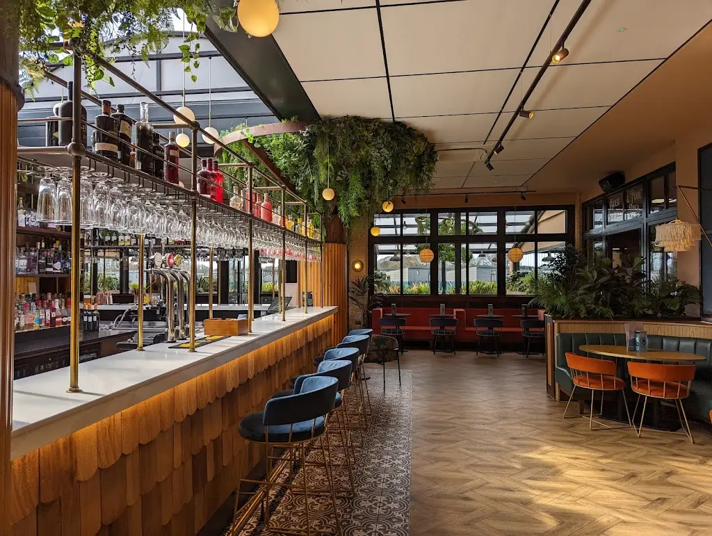 Reviewer_The Missing Squirrel_Hayling Island_review