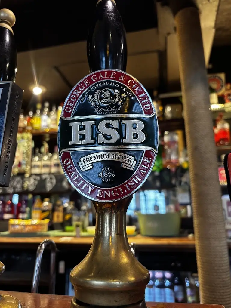 Ian Measures_The Olive Leaf_Hayling Island_review