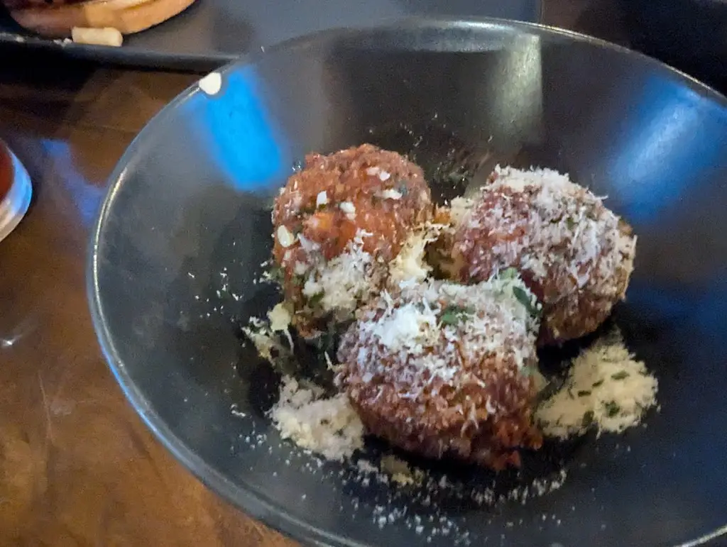 Menu_Wings Bar_Headcorn_image_4