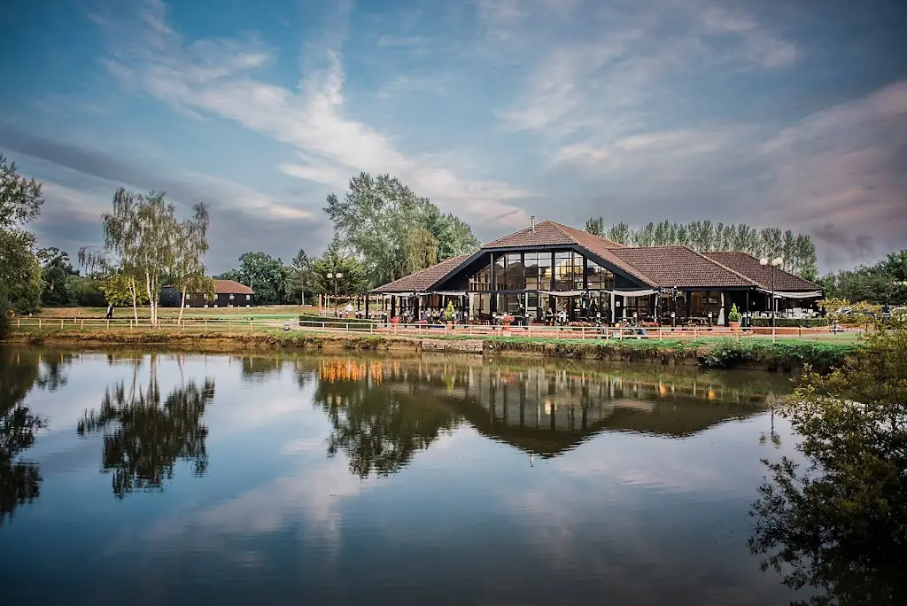 Weald of Kent Golf Course & Hotel_Headcorn_slider_image_1