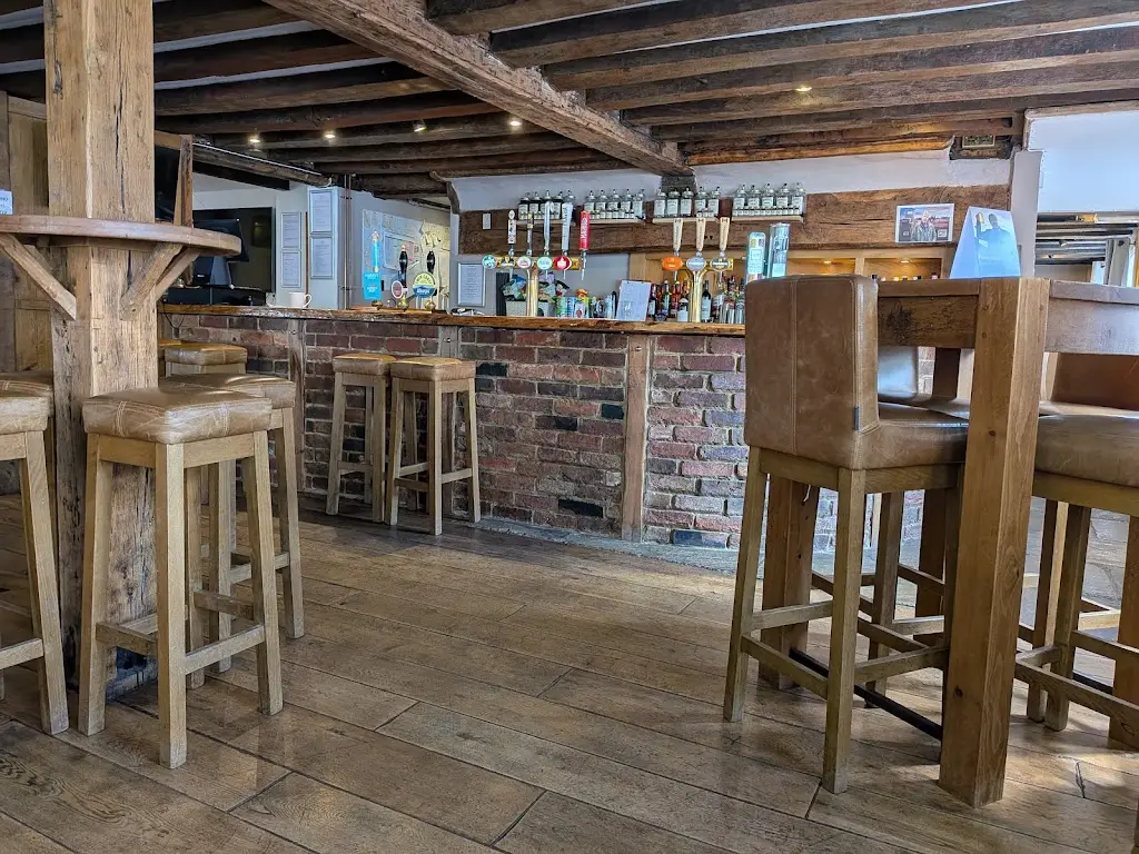 Phil Ayles_The Chequers Inn_Headcorn_review