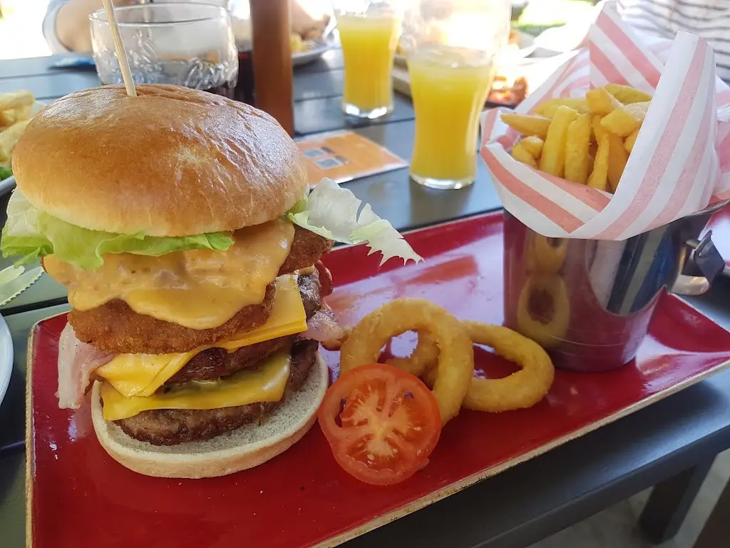 Menu_Shamblehurst Barn_Hedge End_image_9