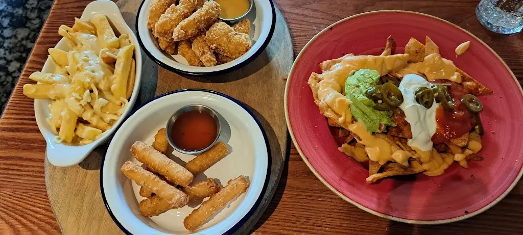 sonia gallantry_Shamblehurst Barn_Hedge End_review