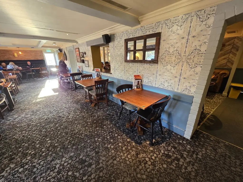 Shamblehurst Barn_Hedge End_slider_image_2