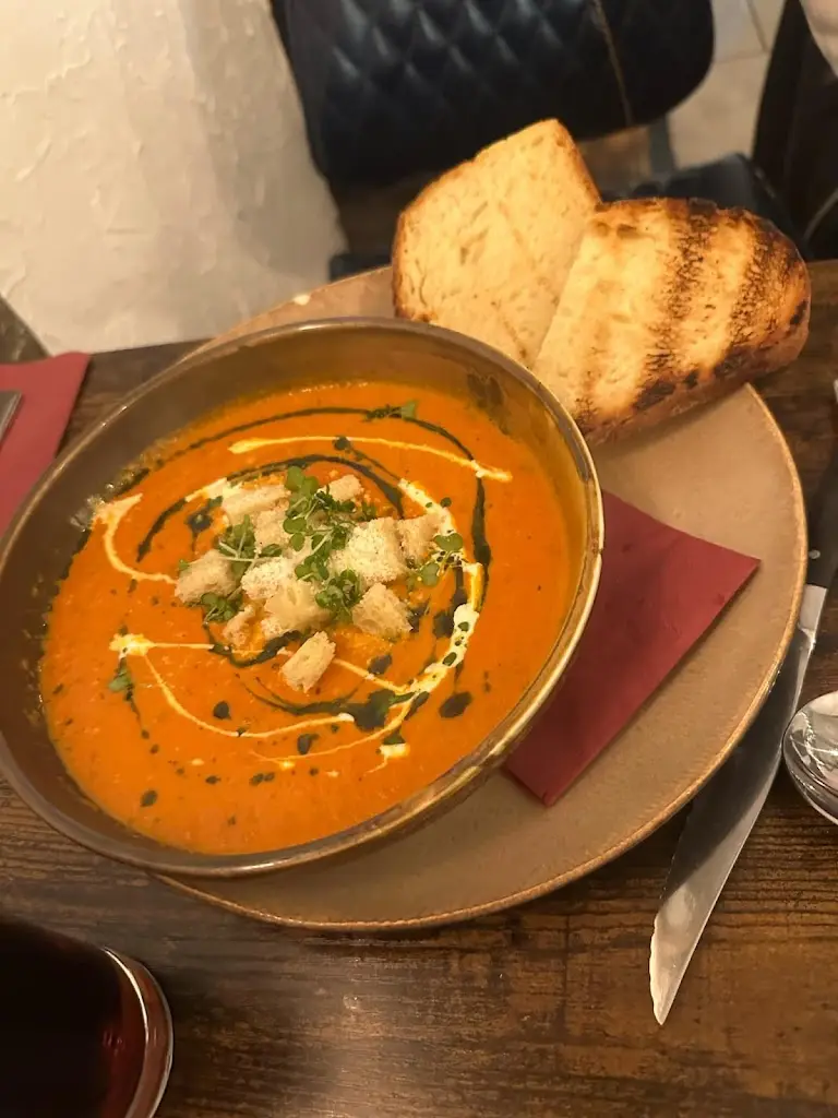 Lisa Jackson_Kolize Pizzeria_Hedon_review