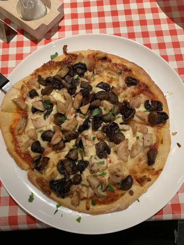 Max Hunt_Francesco's restaurant_Hedon_review