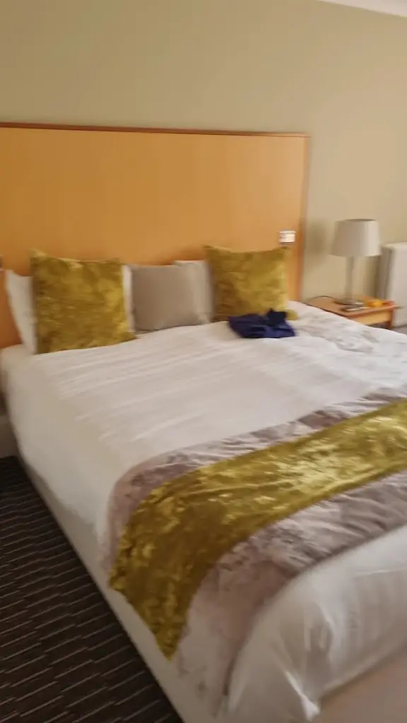 Liz Ward_Hellaby Hall Hotel_Hellaby_review