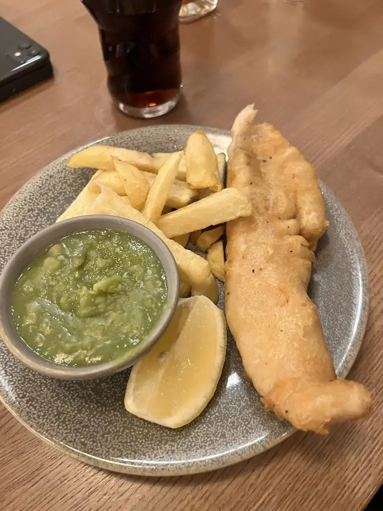 Julie Chien_The Hornsmill_Helsby_review