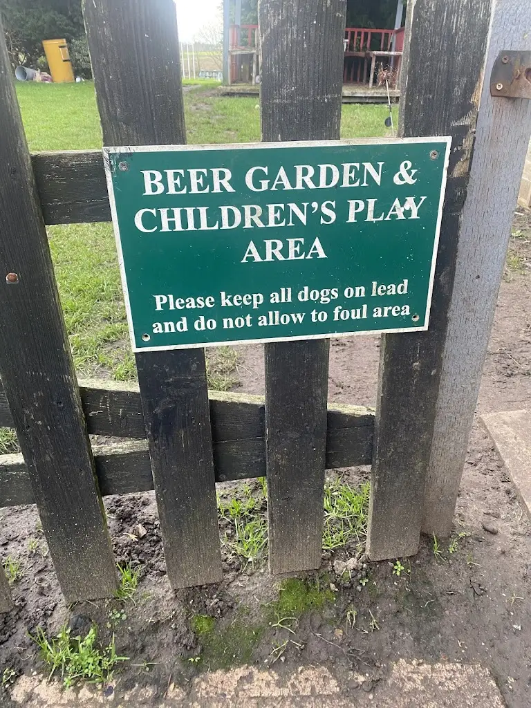 Charlotte Willis_Crown Inn_Hemingbrough_review