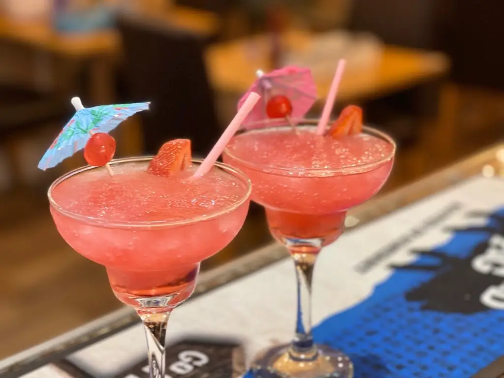 The Heavy Tree_Heavitree_slider_image_2