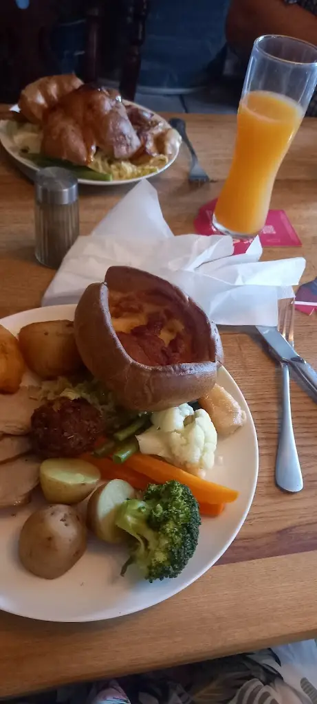 Menu_Bushel & Strike_Heacham_image_9