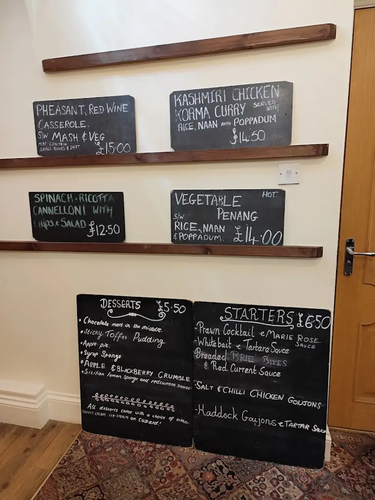 Menu_Fox and Hounds_Heacham_image_1