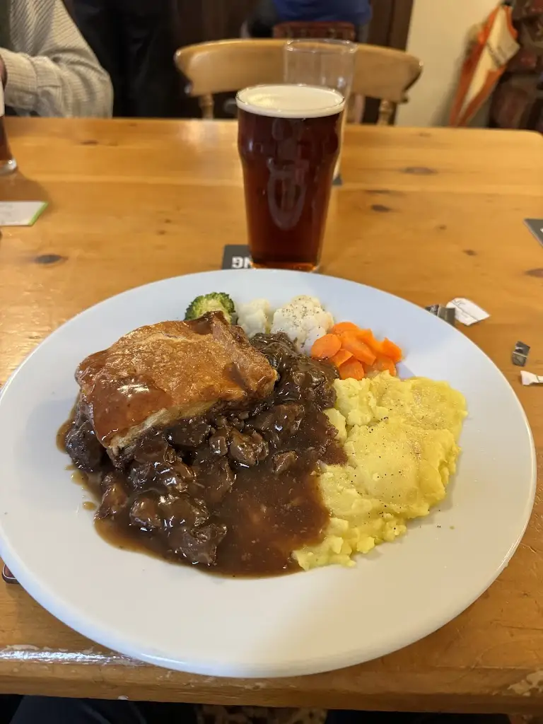 Fox and Hounds_Heacham_slider_image_2