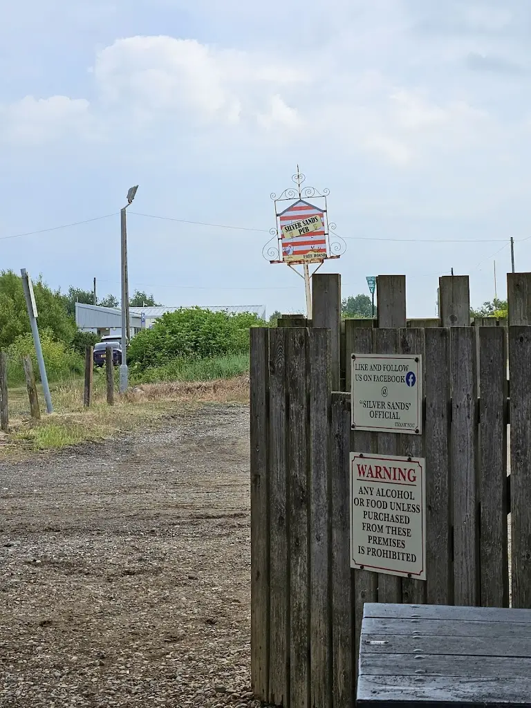 Mark Lock_Silver Sands Pub Heacham_Heacham_review