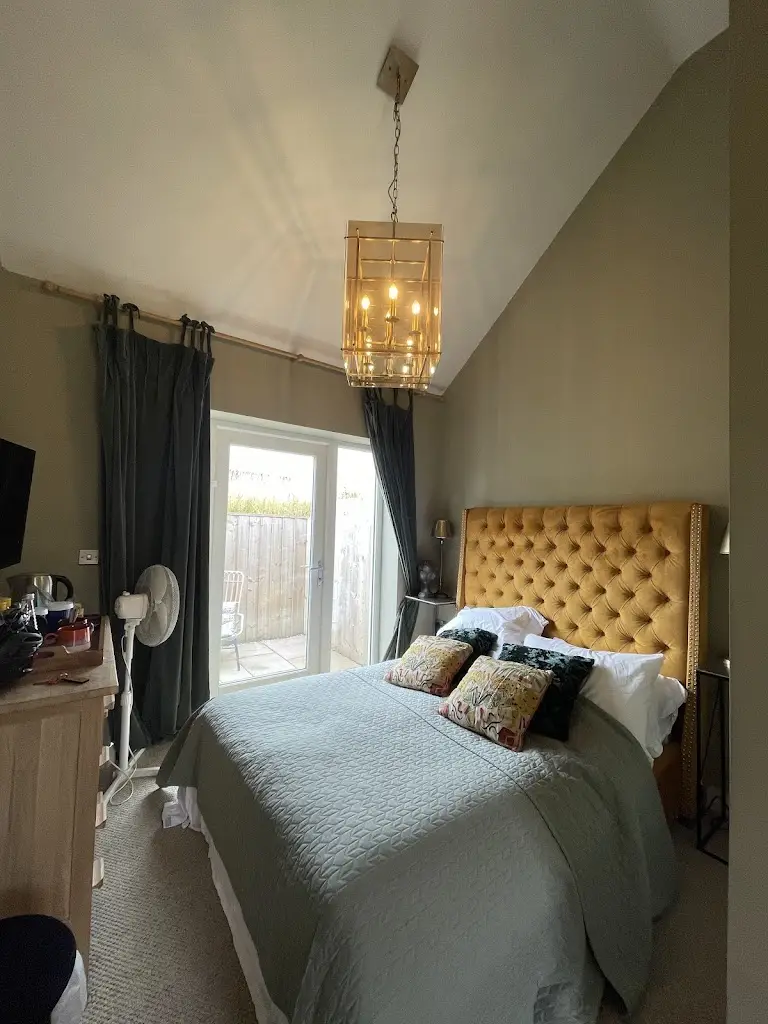 Paul Haines_The Gin Trap Inn_Heacham_review