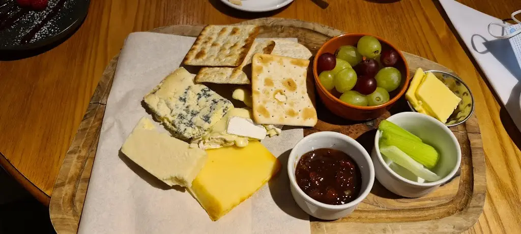 Menu_Chives Wine Bar & Brasserie_Heacham_immagine_6