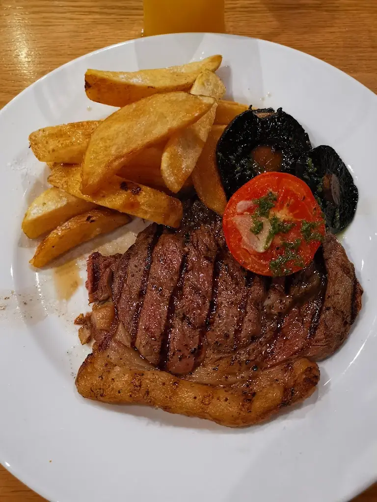 Menu_Henlys Wine Bar & Bistro_Helston_immagine_7