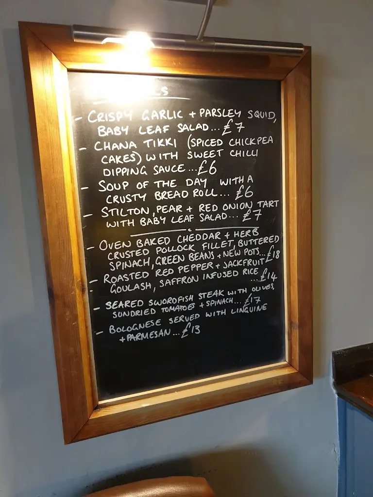 Menu_Axe and Compass_Hemingford Grey_image_4