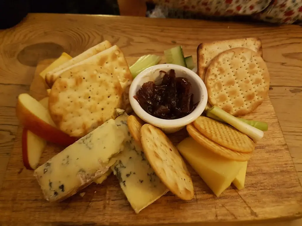 Menu_Axe and Compass_Hemingford Grey_image_7