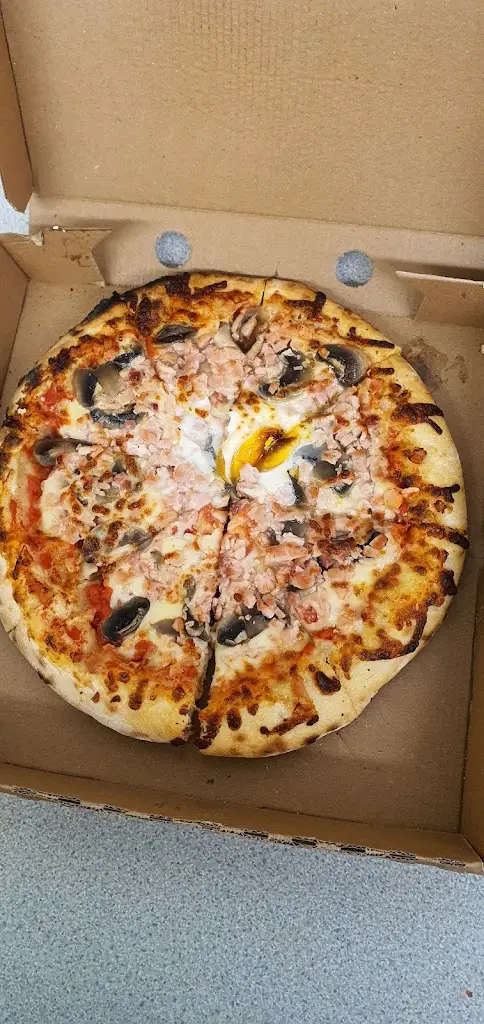 Balsamini's Pizzeria_Hellifield_slider_image_2