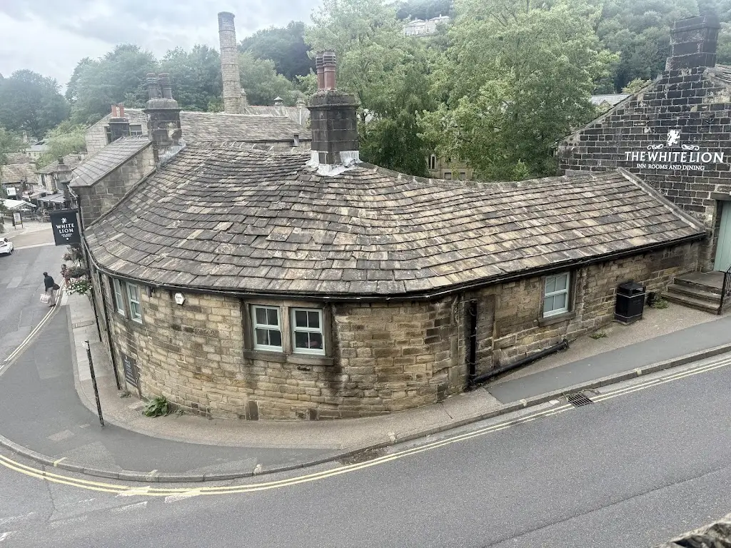 philip butterworth_White Lion | Inn, Rooms & Dining_Hebden Bridge_review