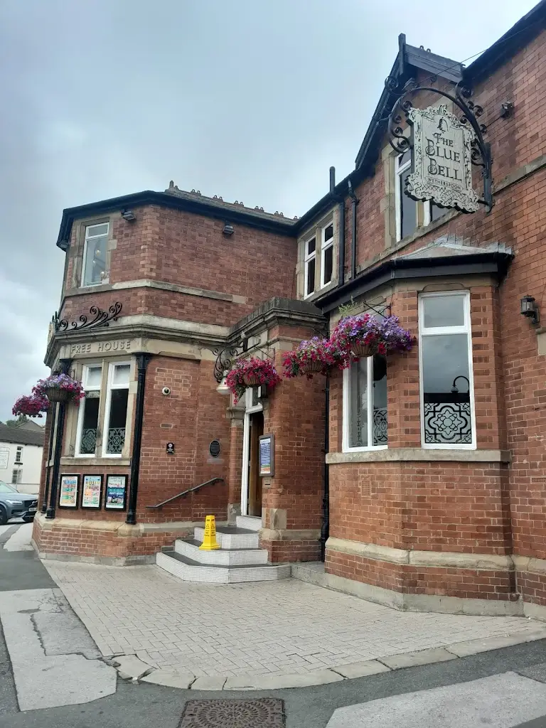 paul brown_The Blue Bell_Hemsworth_review