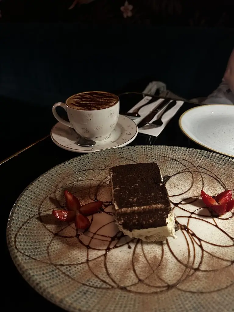 Daniela Vilcea_Opuz Kitchen & Bar Hemel_Hemel Hempstead_review