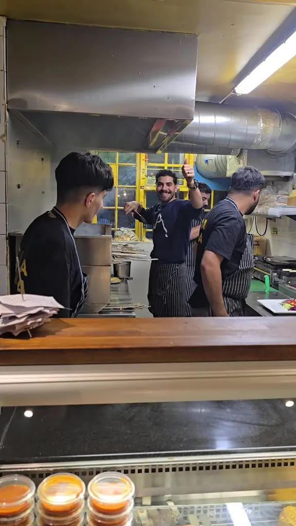 Yalla Yalla_Hemel Hempstead_slider_image_2