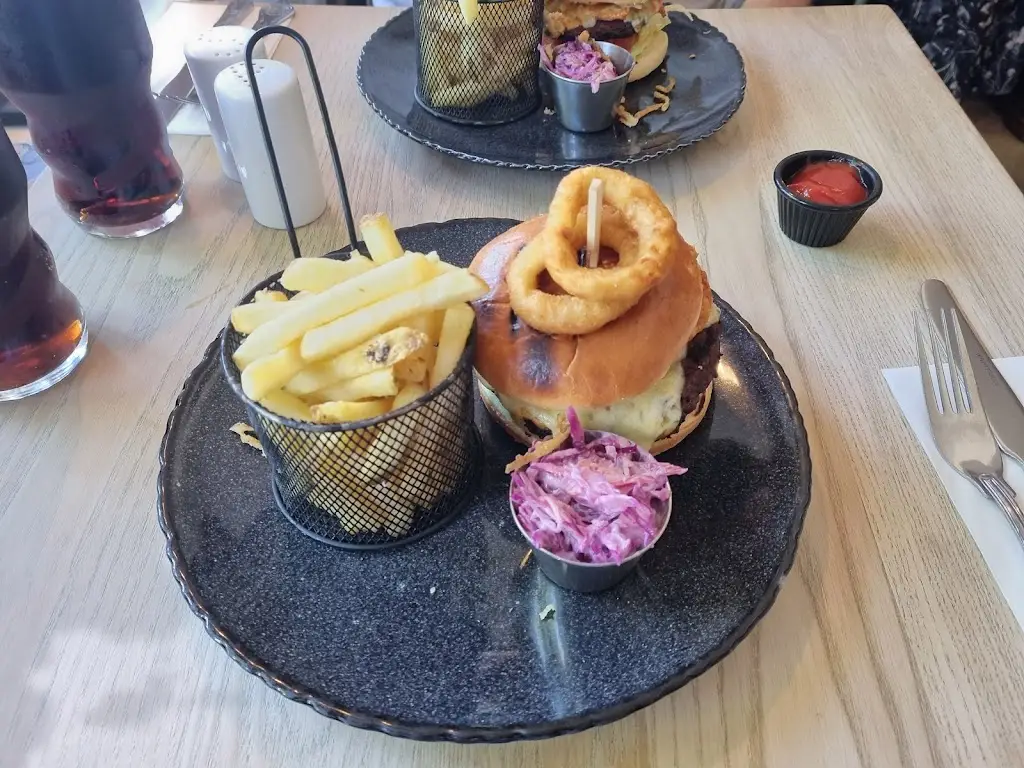 Claire W_The Plough_Hemel Hempstead_review