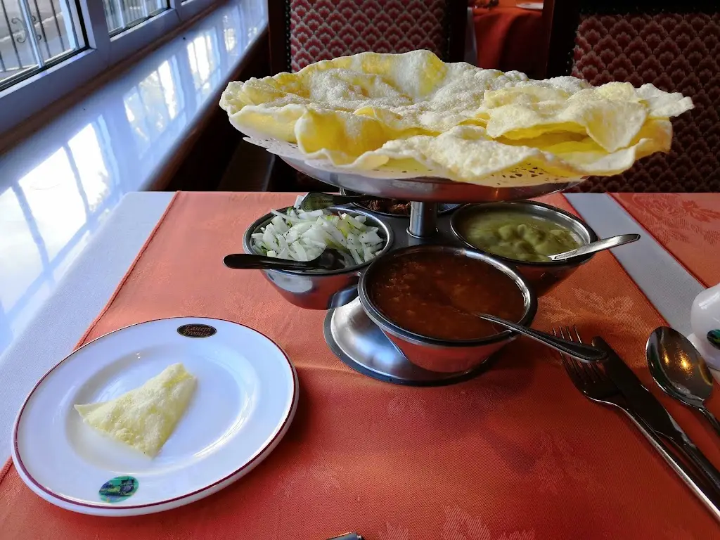 Menu_Eastern Promise_Herstmonceux_imagen_8