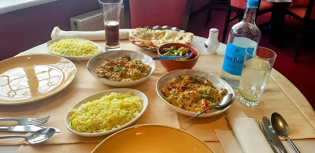 Sally Morris_Eastern Promise_Herstmonceux_reseña