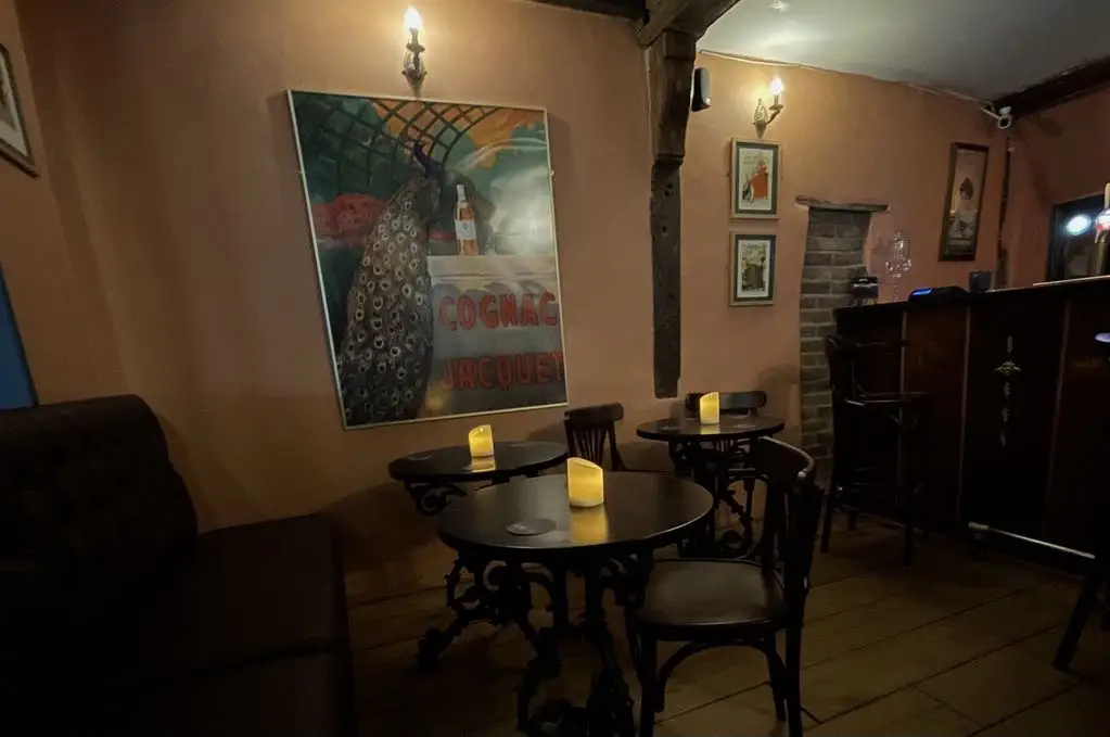 Bar 44 Aylsham_Aylsham_slider_image_2